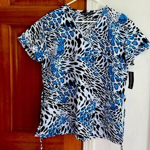 NWT! Cassandra O animal print size M scrub top, tie back!